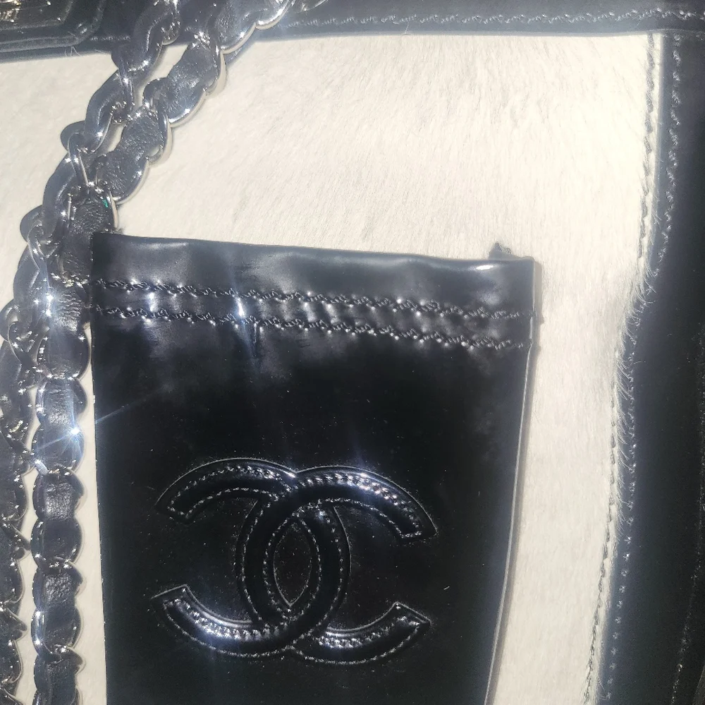 Chanel Black Patent Leather and White Pony Hair*  Runway Tote - Picture 2 of 14